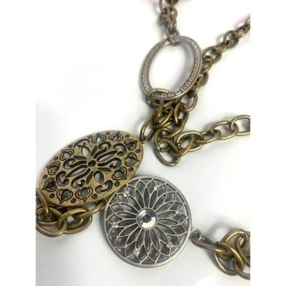 Premier Designs Francesca Medallion 40 Inch Necklace - Picture 4 of 7